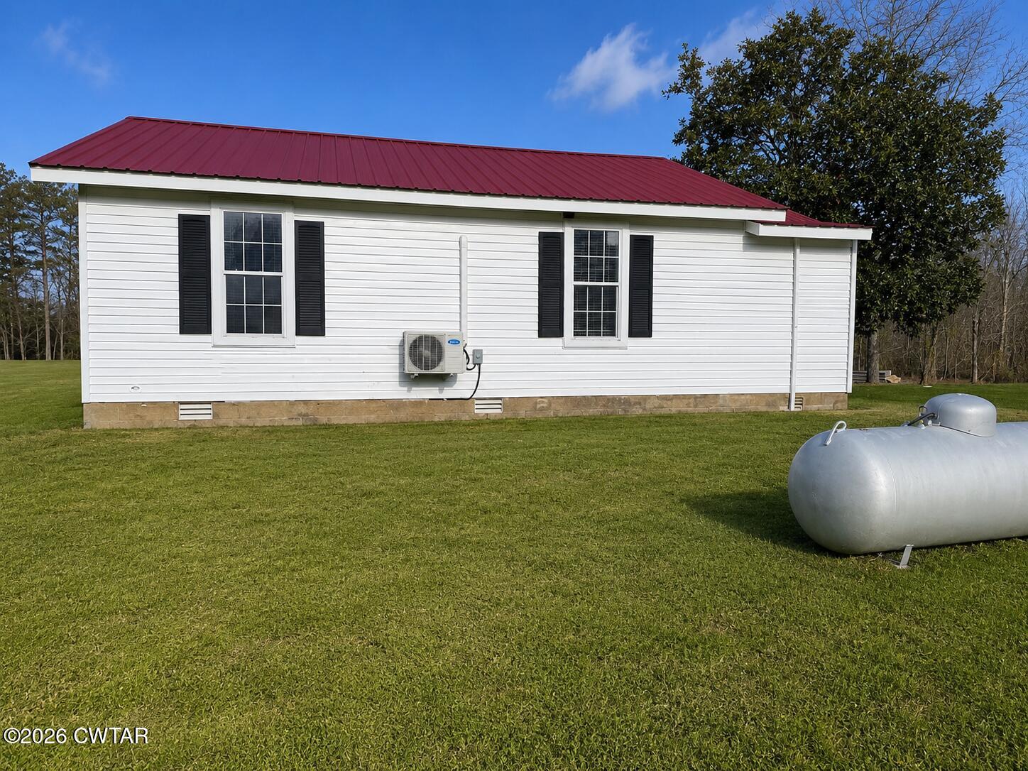 1907 Elmer Cox Road Bethel Springs, TN 38315 - Photo 13 of 21 side1.1