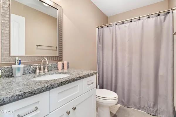 $574,000 | 102 Mountain View Circle, Piney Flats, TN 37686