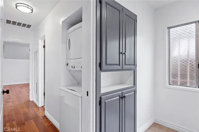 $2,995 | 5183 Inglewood Boulevard, Culver City, CA 90230