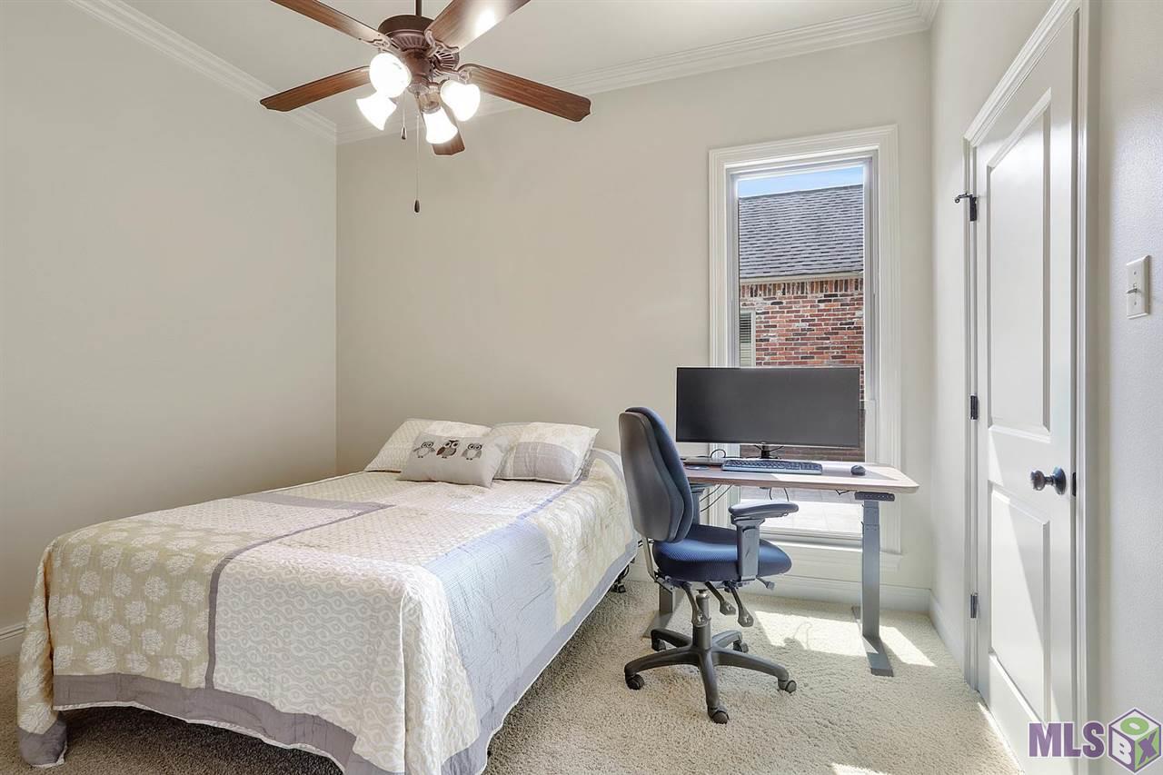 10717 Royal Ridge Avenue Baton Rouge, LA 70810 - Photo 18 of 20