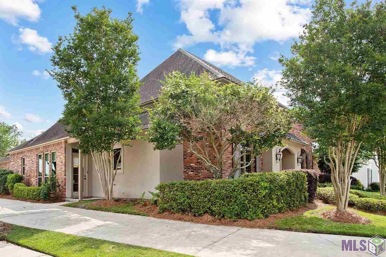 10717 Royal Ridge Avenue Baton Rouge, LA 70810 - Photo 3 of 20