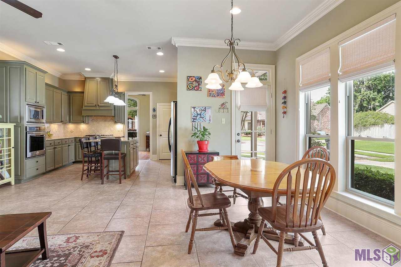 10717 Royal Ridge Avenue Baton Rouge, LA 70810 - Photo 8 of 20