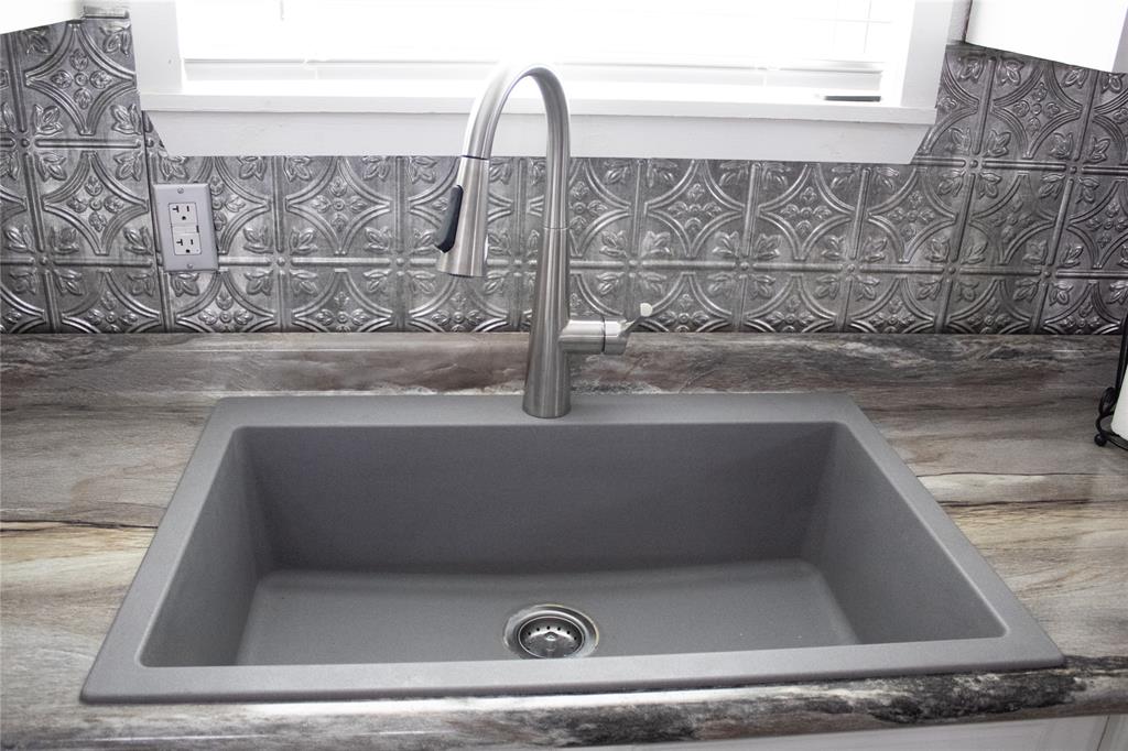 214 County Road 2147 Quitman, TX 75783 - Photo 15 of 38