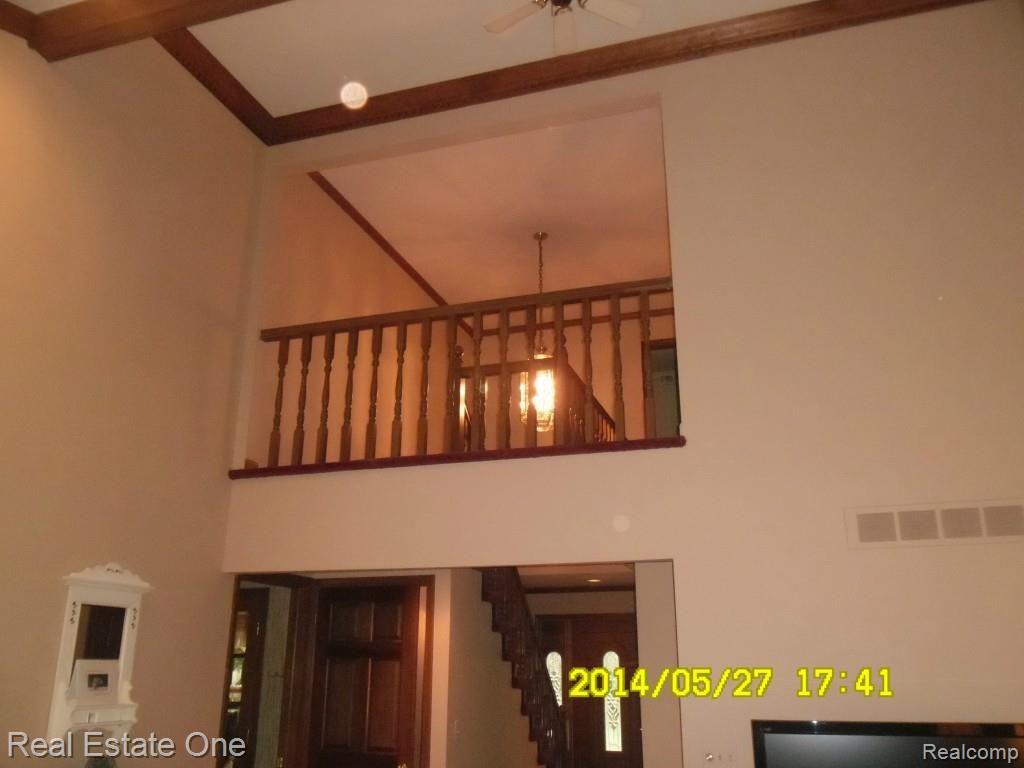 2788 Winter Park Road Rochester, MI 48309 - Photo 8 of 46 SAM_0714.jpg