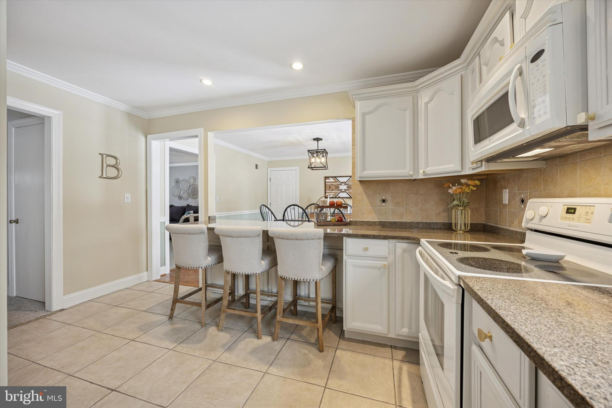 8 Hercules Court Sewell, NJ 08080 - Photo 15 of 32