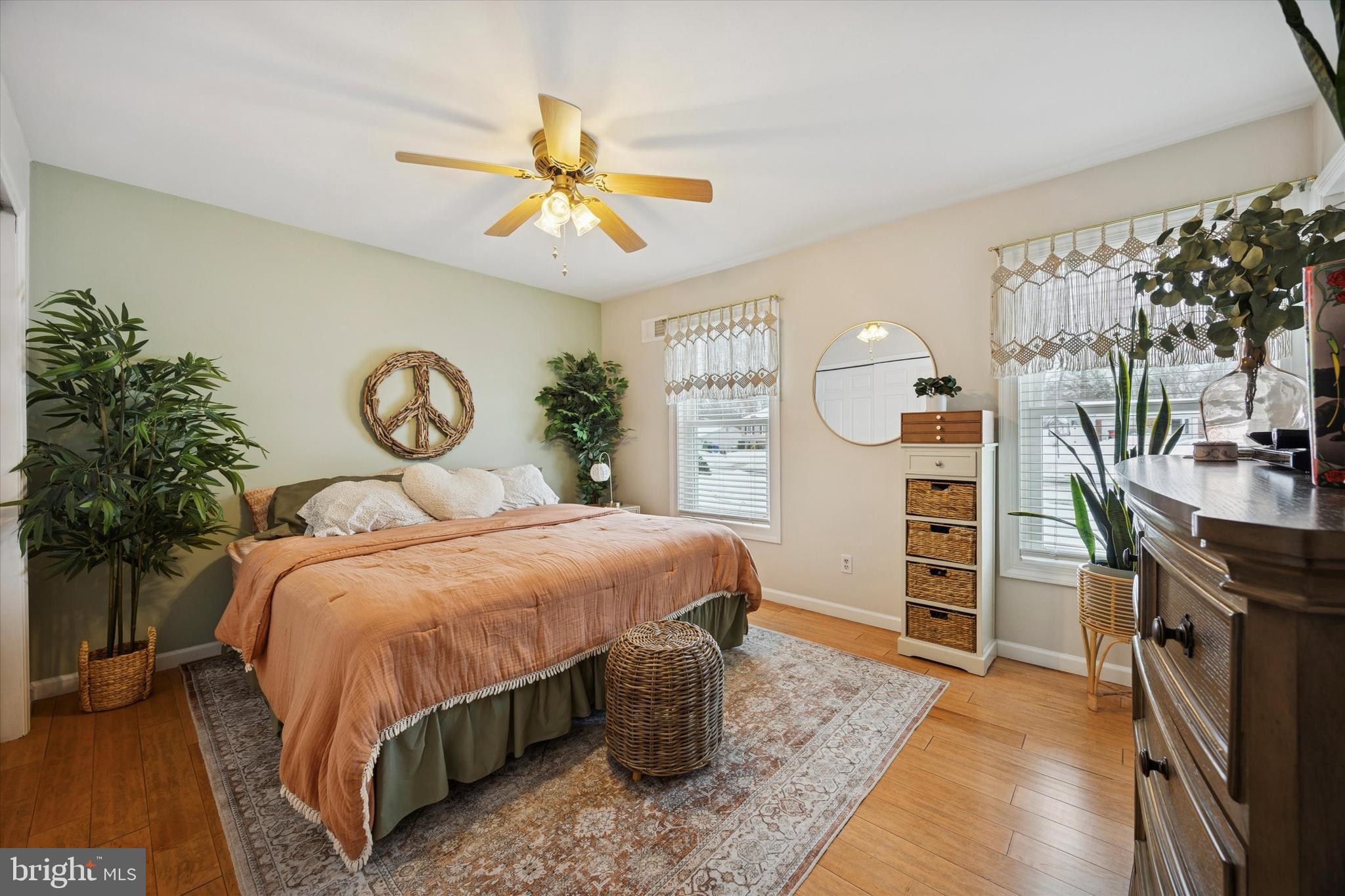 8 Hercules Court Sewell, NJ 08080 - Photo 18 of 32 Primary Bedroom
