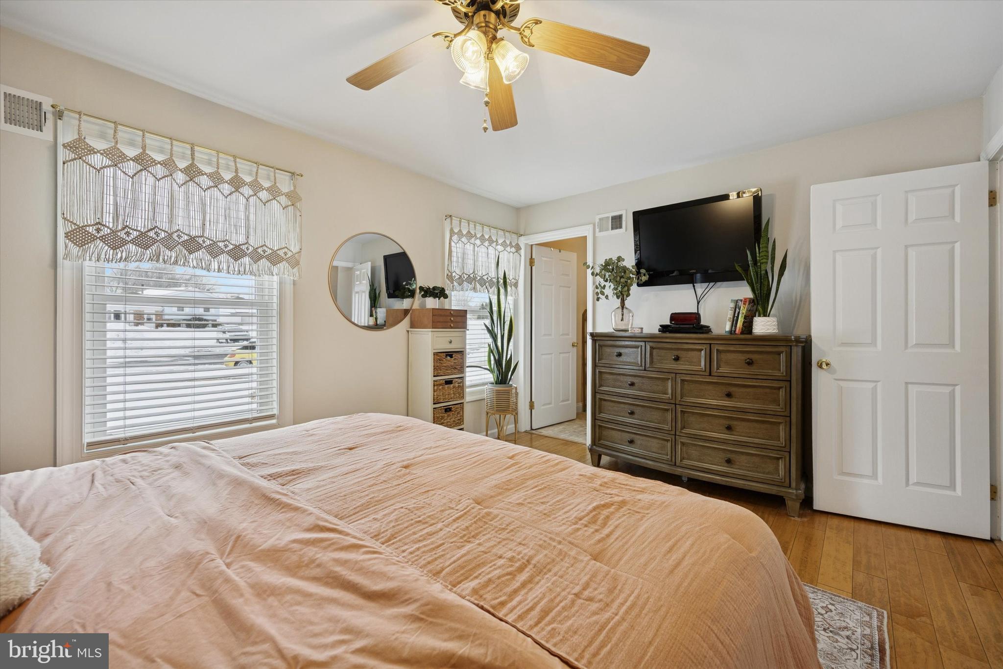 8 Hercules Court Sewell, NJ 08080 - Photo 20 of 32