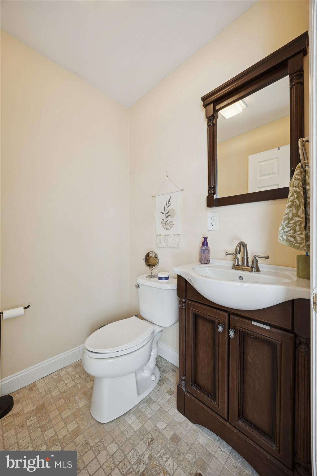 8 Hercules Court Sewell, NJ 08080 - Photo 22 of 32 Primary Bathroom