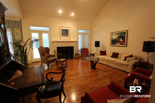 106 Alsway Court Fairhope, AL 36532 - Photo 10 of 32 Living Room