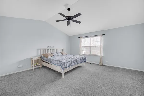 $474,900 | 441 North Crooked Lake Lane, Lindenhurst, IL 60046