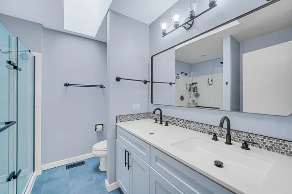 $474,900 | 441 North Crooked Lake Lane, Lindenhurst, IL 60046