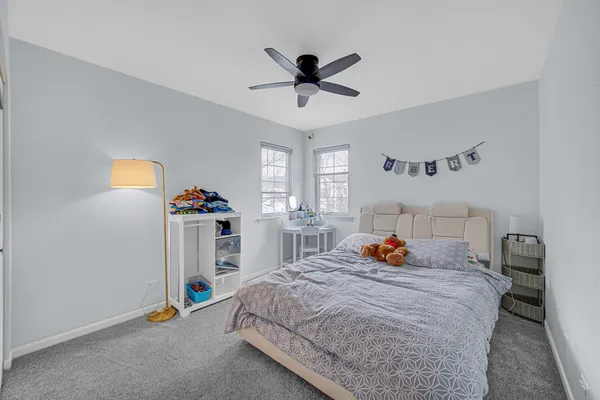 $474,900 | 441 North Crooked Lake Lane, Lindenhurst, IL 60046