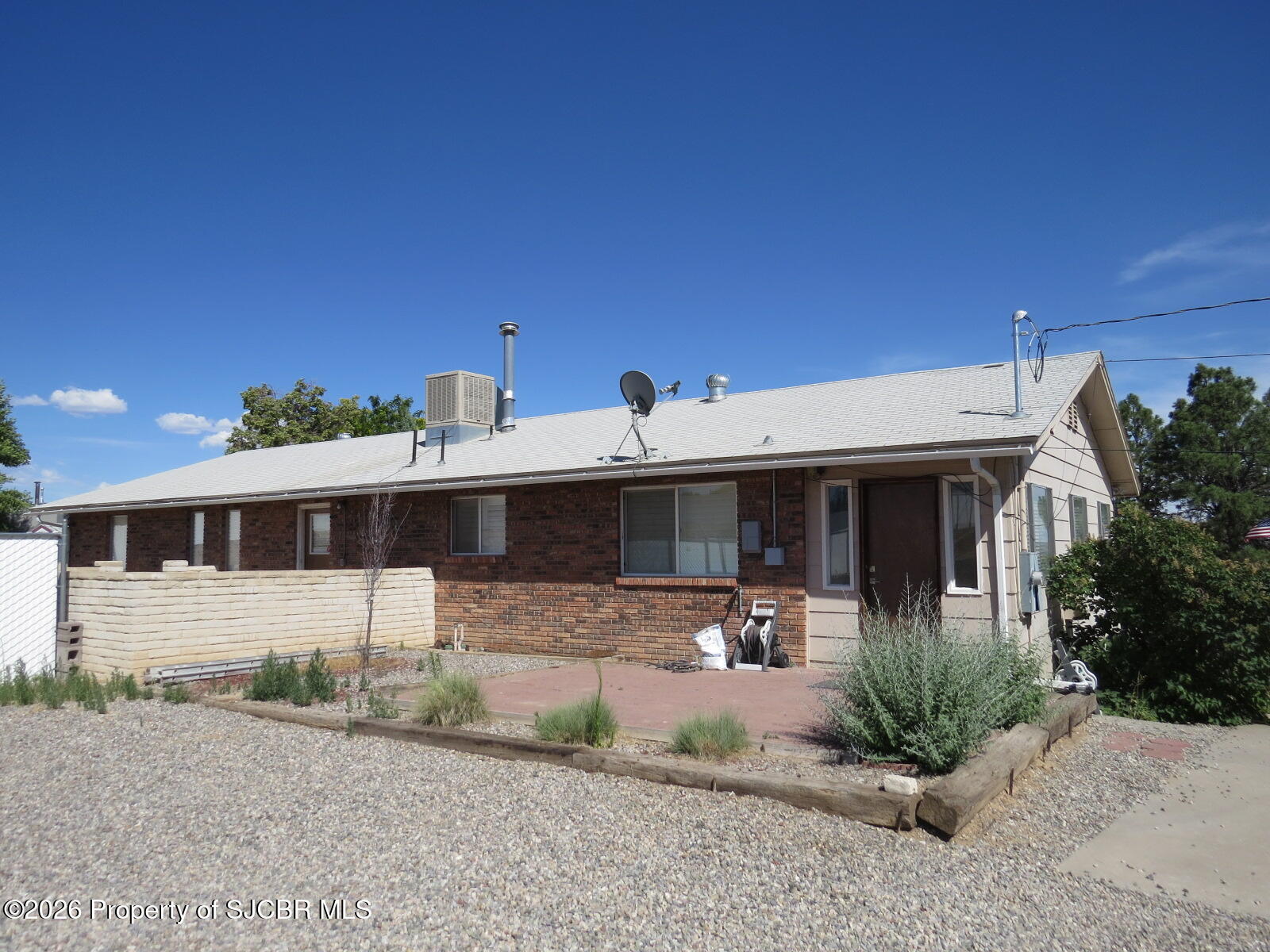 3212 Foutz Road Farmington, NM 87401 - Photo 2 of 31 Gallery Image 2