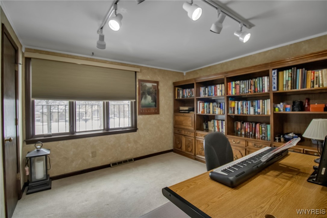 113 Belvoir Road Amherst, NY 14221 - Photo 28 of 50