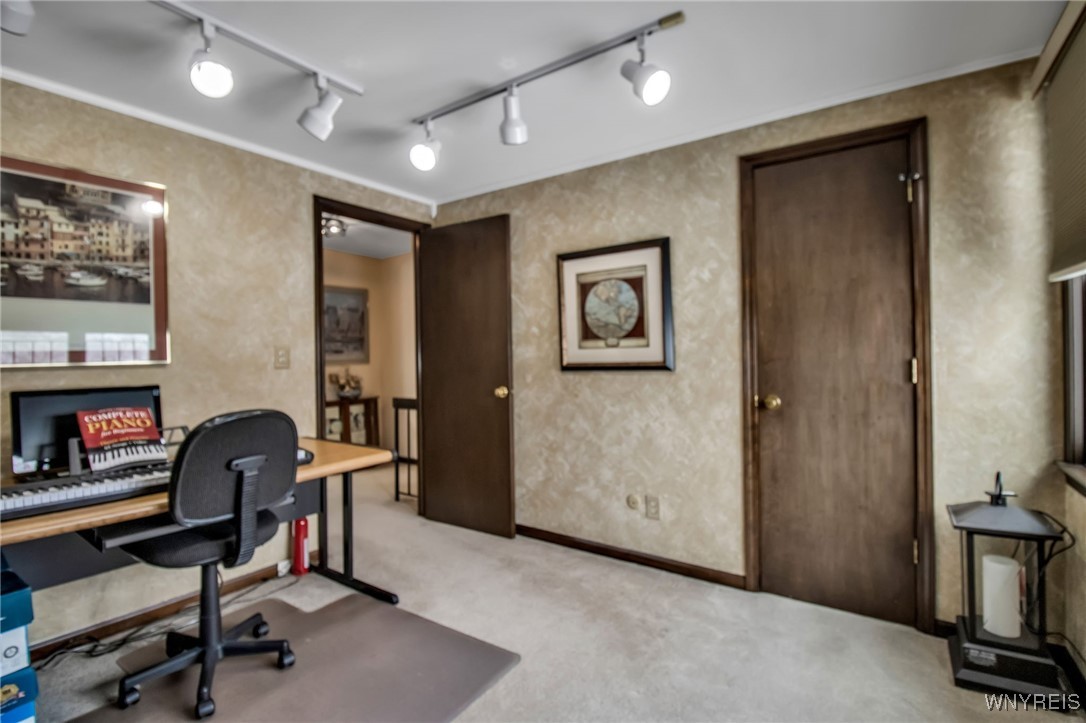 113 Belvoir Road Amherst, NY 14221 - Photo 30 of 50