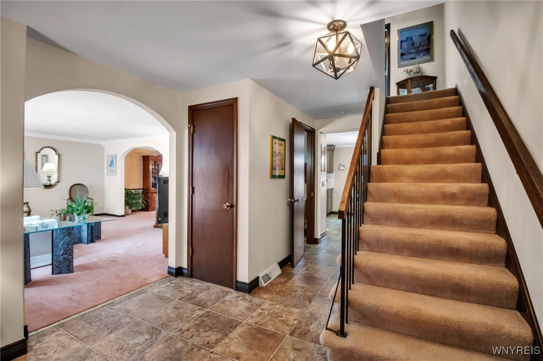 113 Belvoir Road Amherst, NY 14221 - Photo 7 of 50