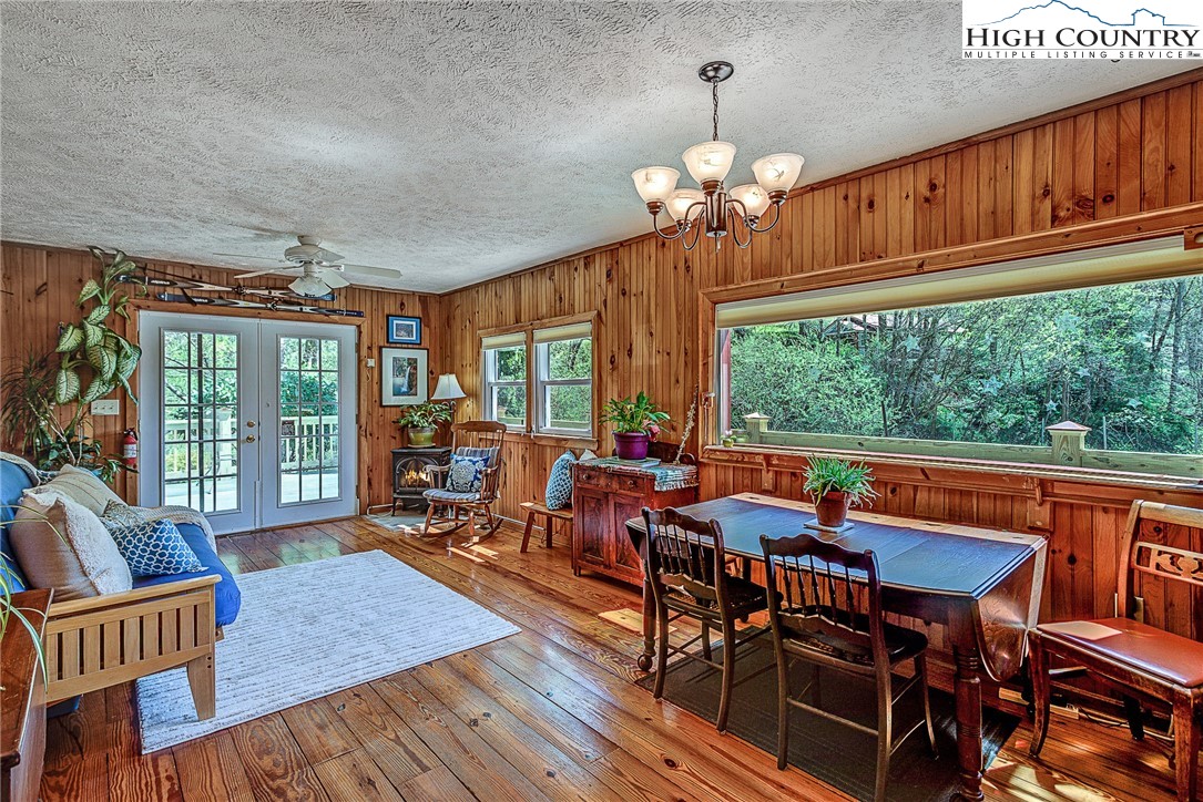 492 Willard Johnson Road Vilas, NC 28692 - Photo 4 of 42 Gallery Image 4
