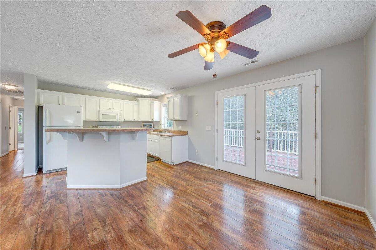 290 Fields Avenue Blue Ridge, VA 24064 - Photo 13 of 31 07-MIB01547