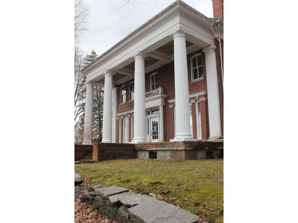9 Elm Hill Street Springfield, VT 05156 - Photo 3 of 26 Gallery Image 3
