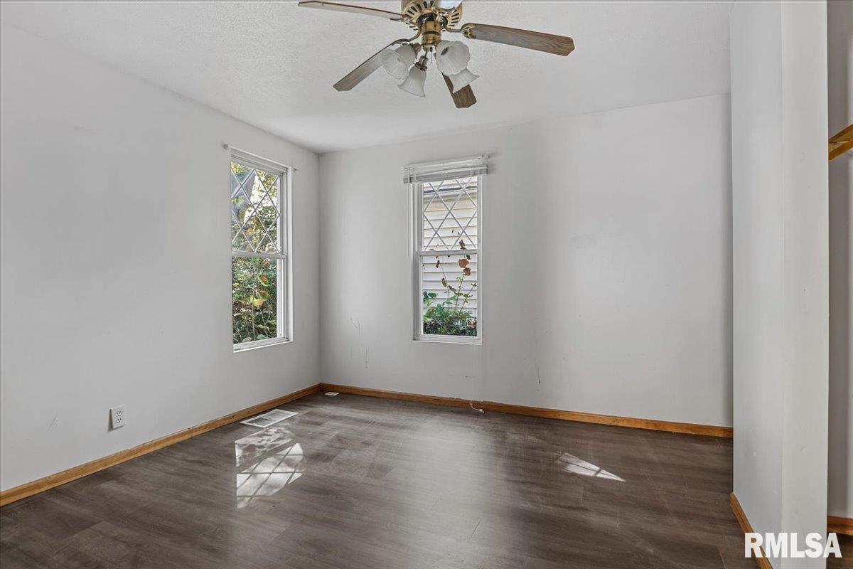 513 West Allen Street Springfield, IL 62704 - Photo 12 of 35 Gallery Image 12