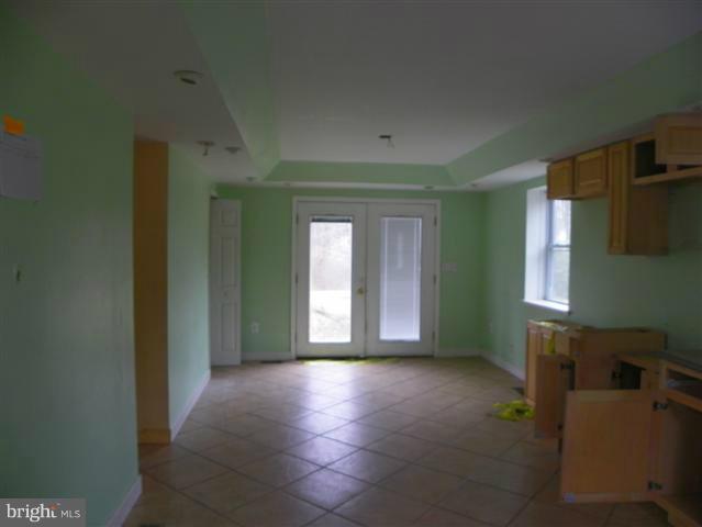 1507 Colony Road Pasadena, MD 21122 - Photo 1 of 30 Interior (General)