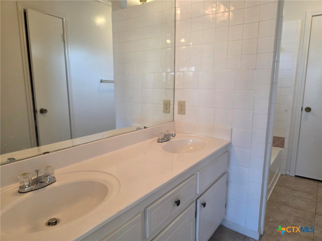 215 Robertstown Road Copperas Cove, TX 76522 - Photo 12 of 25