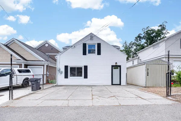 $414,000 | 5188 Deep Point Drive, Portage, MI 49002