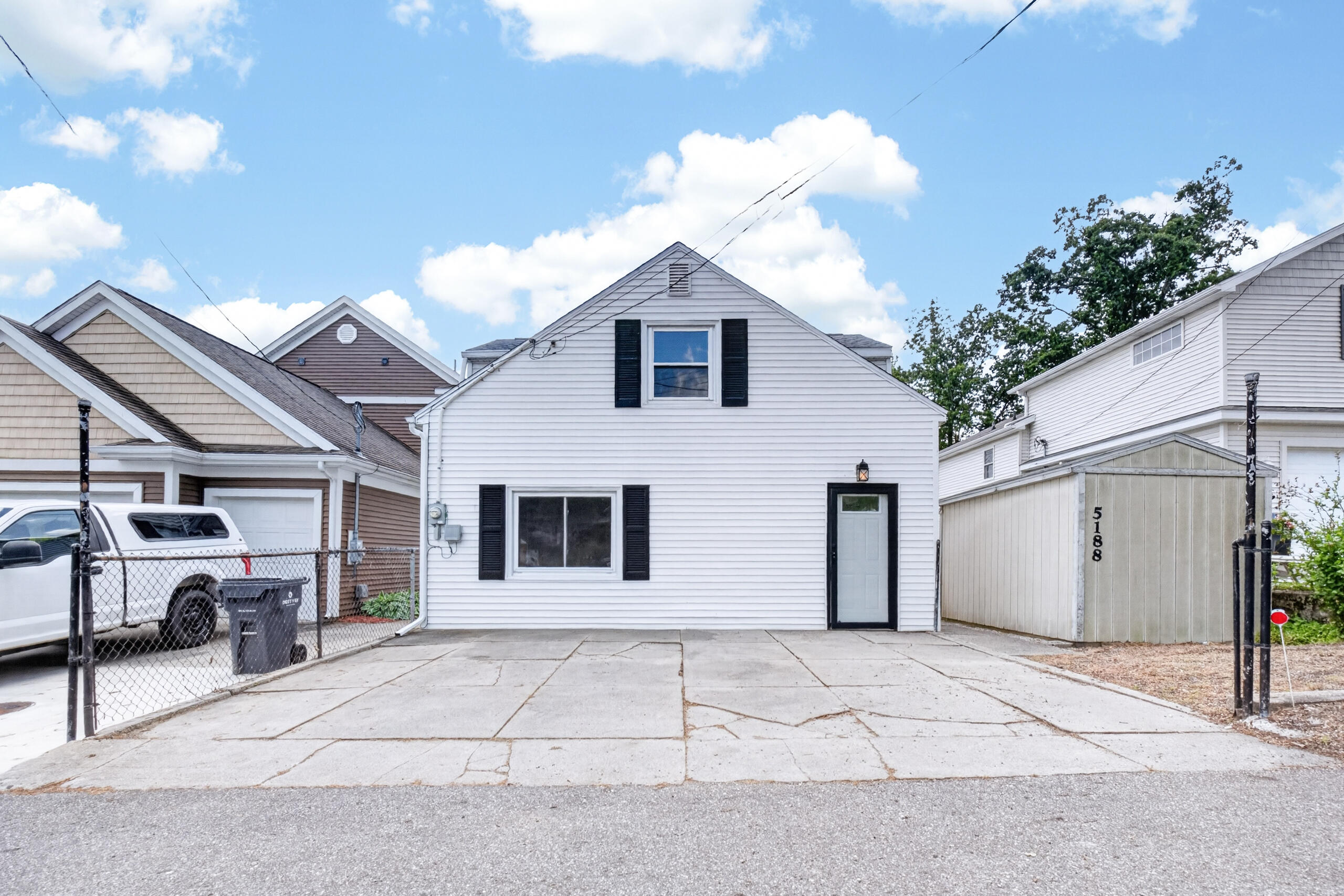 5188 Deep Point Drive Portage, MI 49002 - Photo 1 of 44 5188 Deep Point Dr, Portage, MI 49002_1