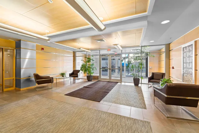 $279,900 | 309 West Washington Avenue, Unit 604, Madison, WI 53703