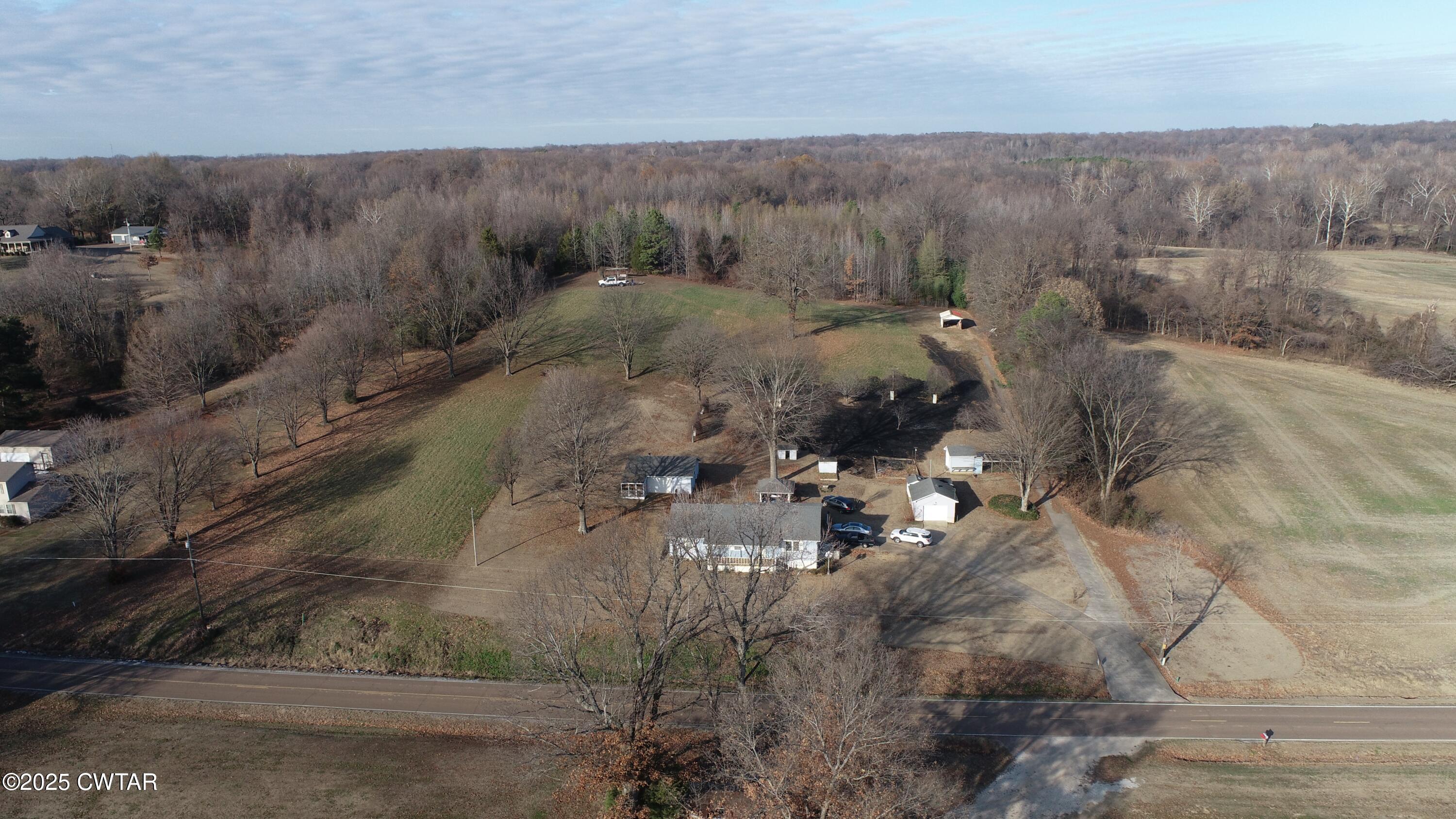 4960 Upper Finley Road Dyersburg, TN 38024 - Photo 38 of 39 a view of a yard