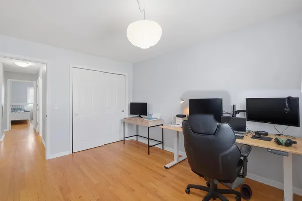 $359,900 | 1525 North Arlington Heights Road, Unit D, Arlington Heights, IL 60004