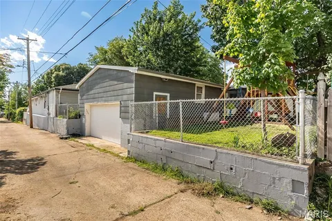 $425,000 | 7032 Lansdowne Avenue, St. Louis, MO 63109