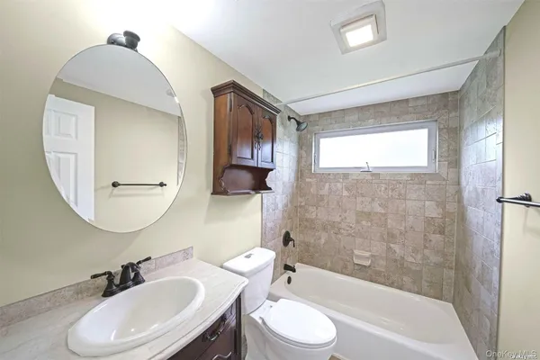 $4,900 | 278 Pipe Stave Hollow Road, Mount Sinai, NY 11766