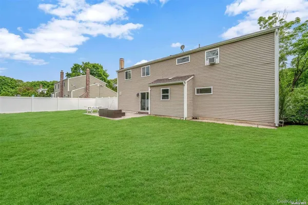 $4,900 | 278 Pipe Stave Hollow Road, Mount Sinai, NY 11766