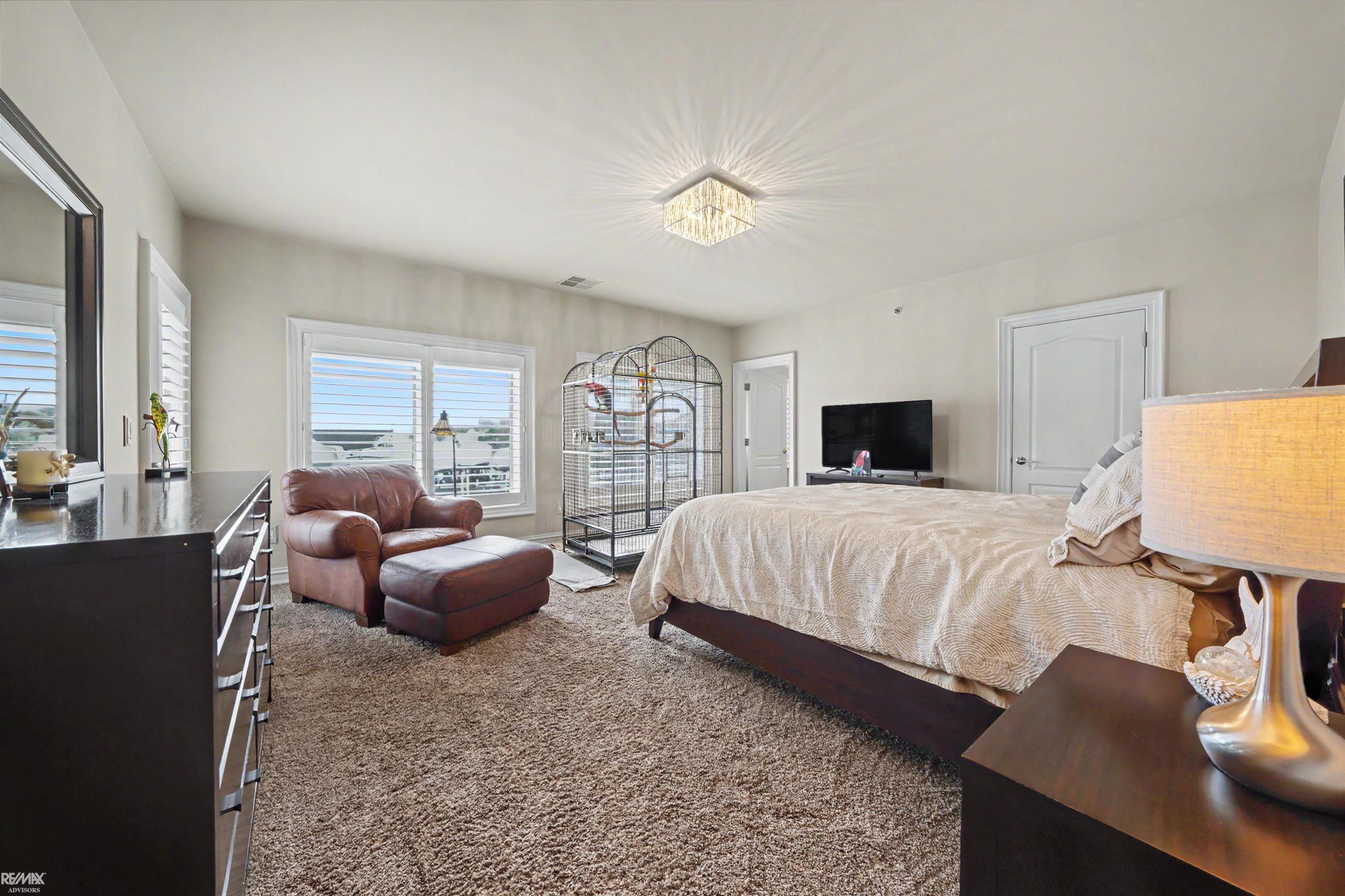 32172 North River Road, Unit 17 Harrison Township, MI 48045 - Photo 39 of 74
