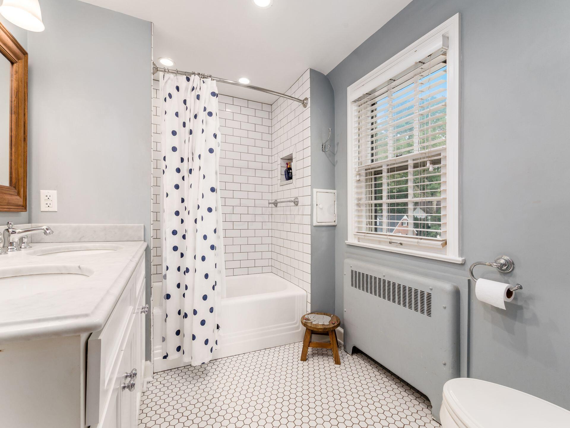 192 Nottingham Road Columbus, OH 43214 - Photo 19 of 39 Gallery Image 19