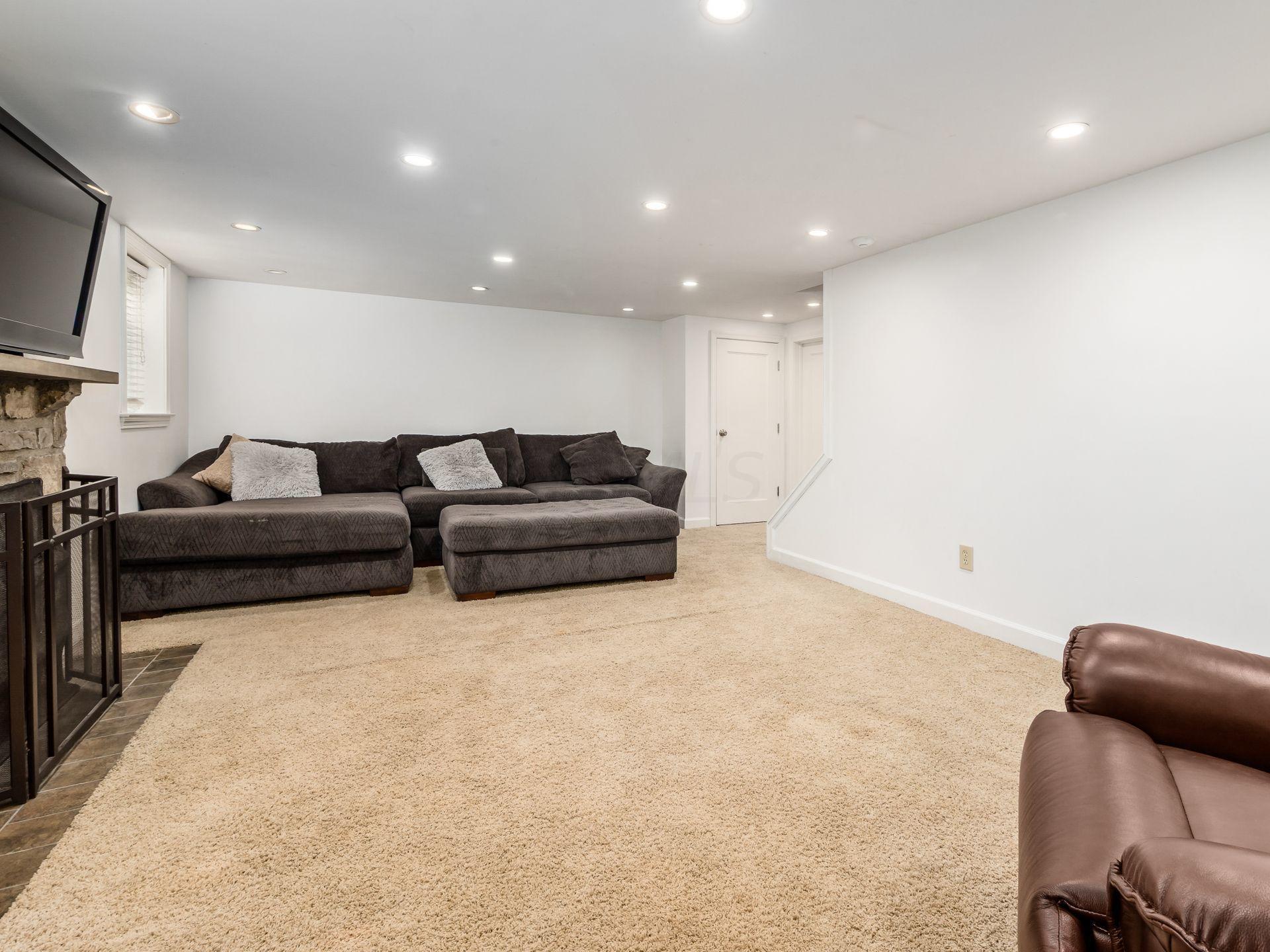192 Nottingham Road Columbus, OH 43214 - Photo 26 of 39 Gallery Image 26