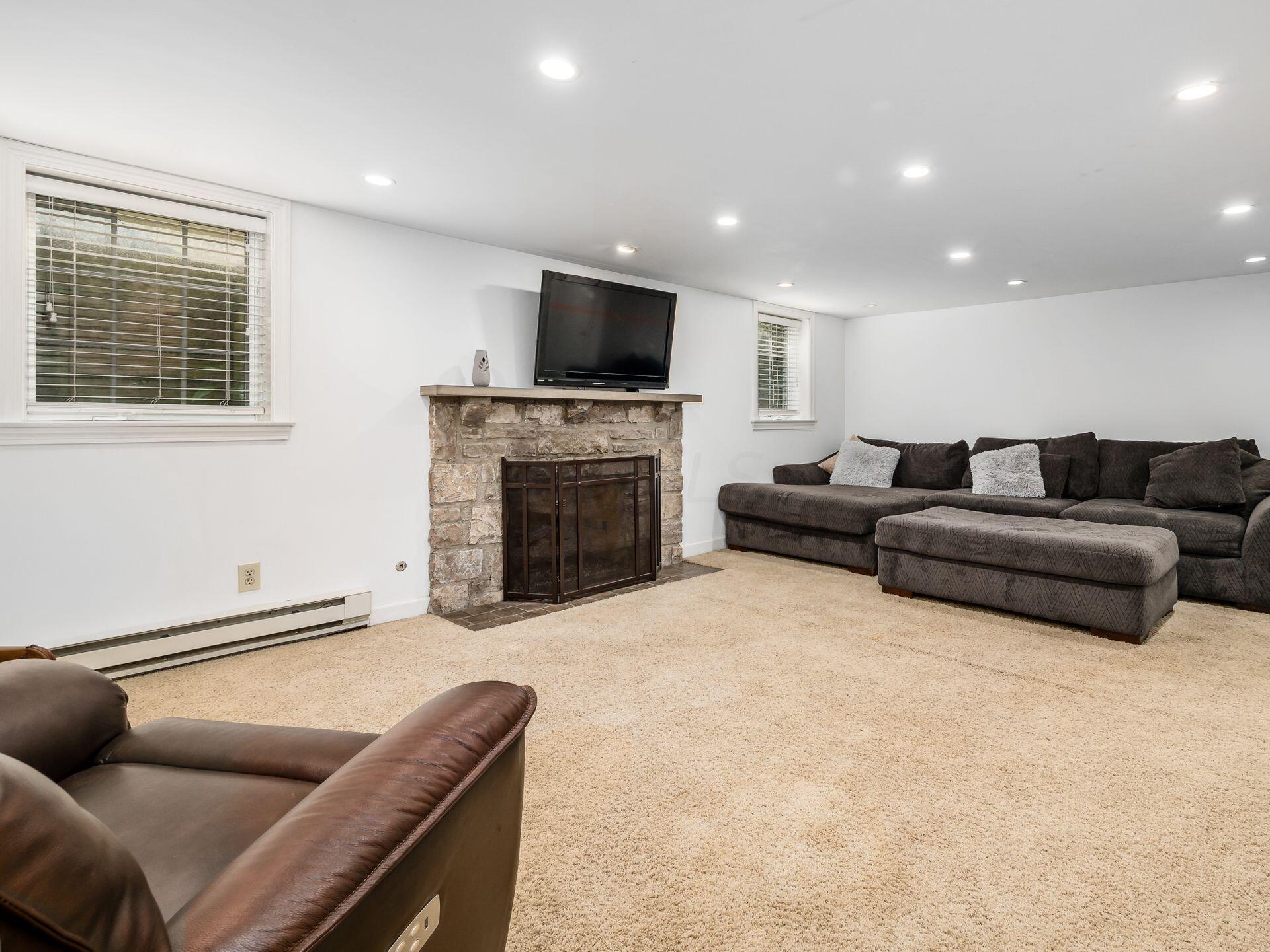 192 Nottingham Road Columbus, OH 43214 - Photo 27 of 39 Gallery Image 27