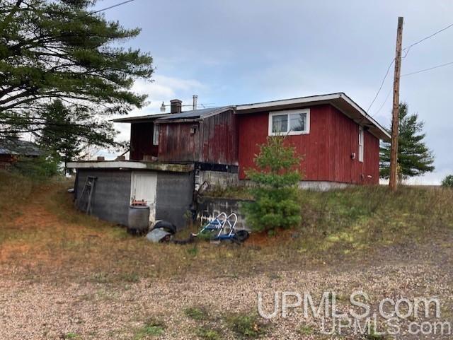 53345 Traverse River Road Lake Linden, MI 49945 - Photo 24 of 29