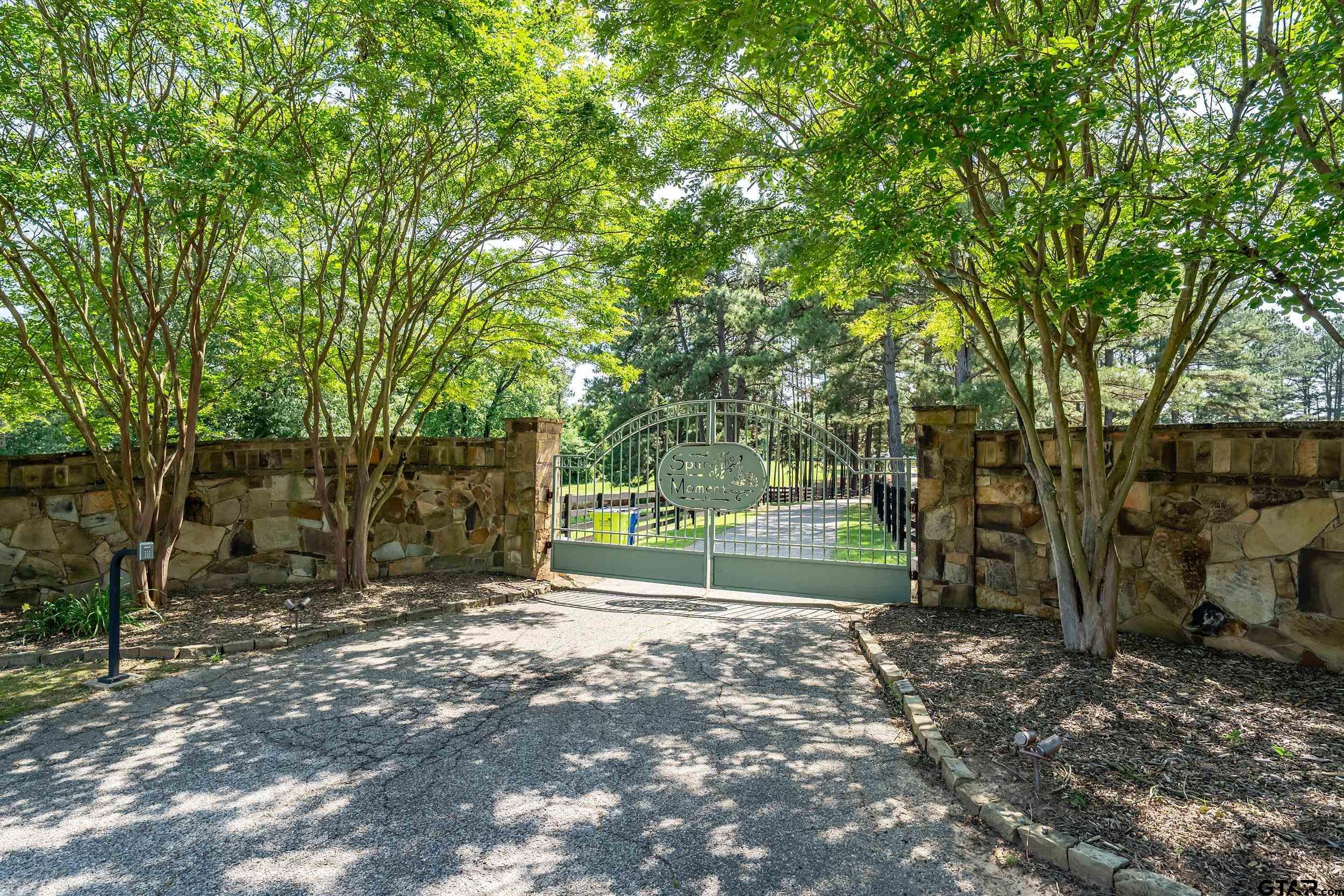 1852 Northridge Road Longview, TX 75605 - Photo 6 of 44