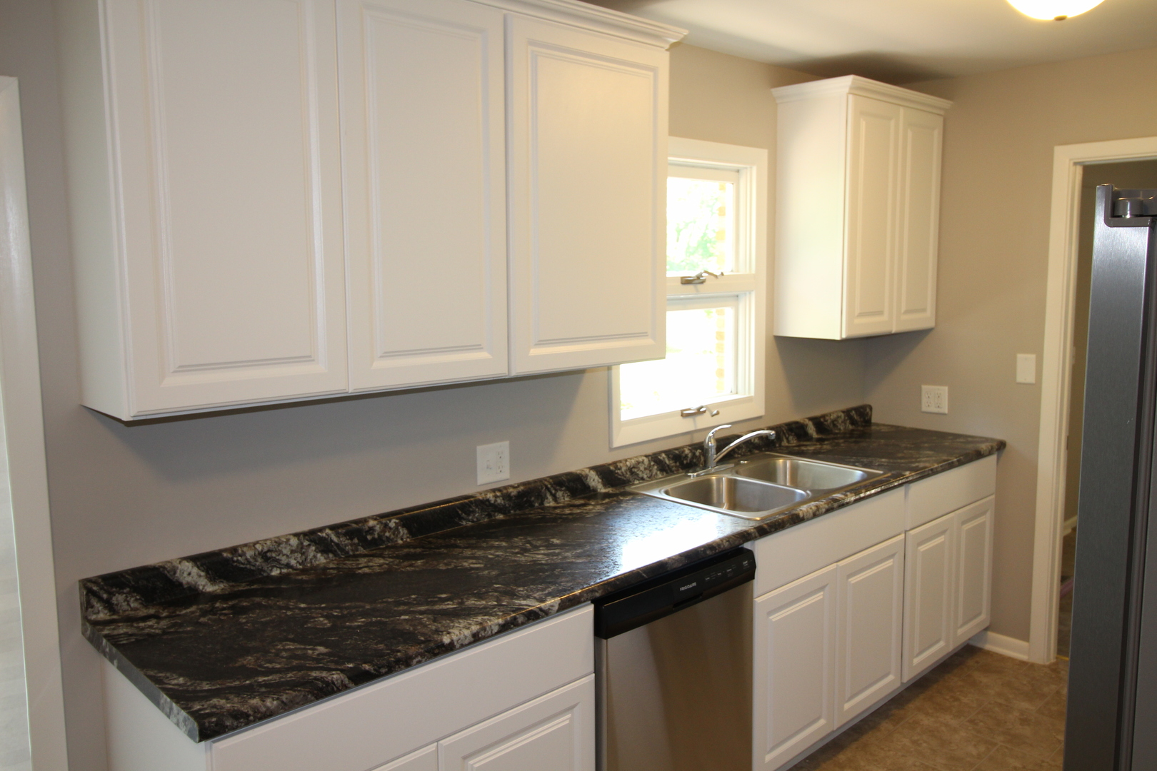1498 Widows Road Wilmington, IL 60481 - Photo 3 of 13