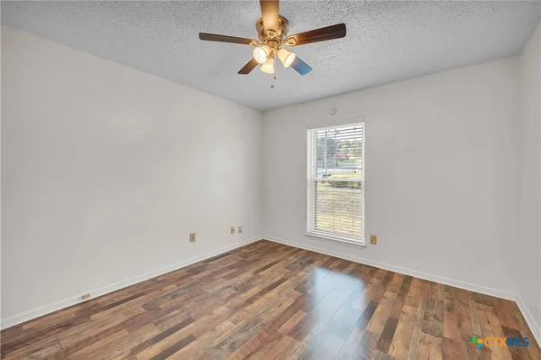 $210,000 | 613 Manning Drive, Copperas Cove, TX 76522