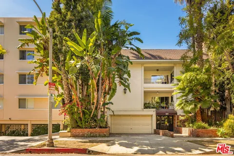 $1,549,000 | 321 North Palm Drive, Unit 3, Beverly Hills, CA 90210