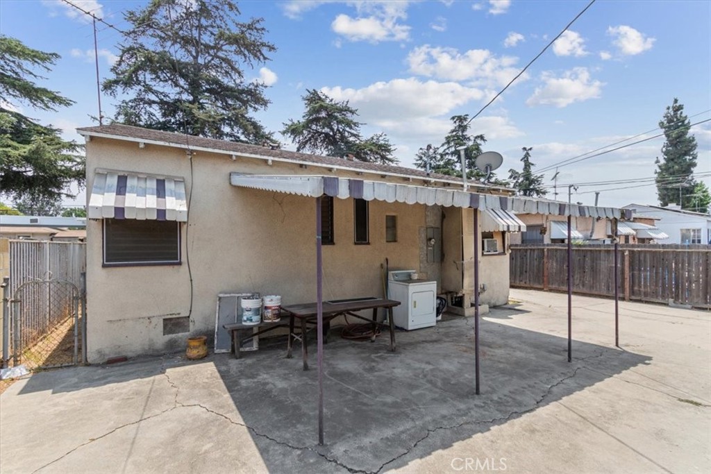 5929 Norwalk Boulevard Whittier, CA 90606 - Photo 31 of 33 a patio with table and chairs