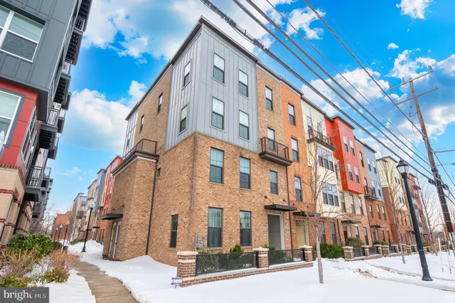 $540,000 | 3326 Tribune Court, Hyattsville, MD 20782