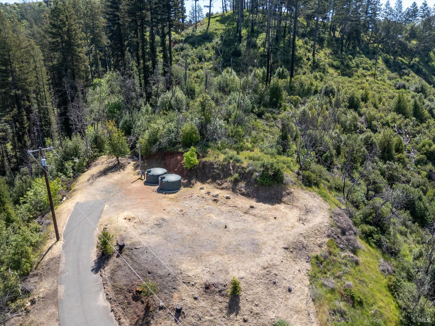 2272 Mark West Springs Road Santa Rosa, CA 95404 - Photo 9 of 29 a view of a pathway with a yard