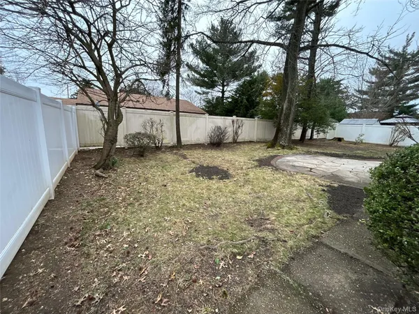 $569,900 | 197 Delaware Avenue, Freeport, NY 11520