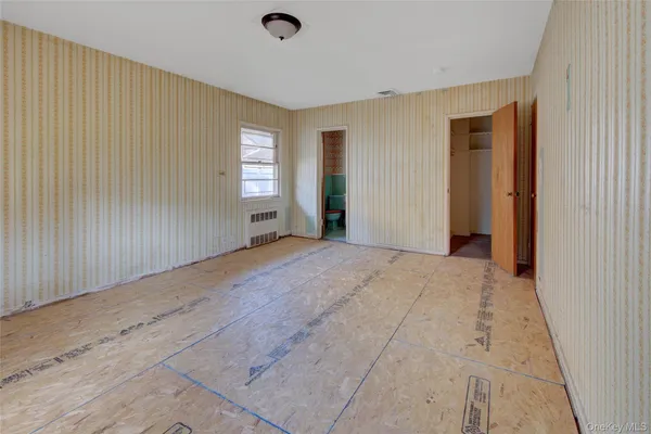 $569,900 | 197 Delaware Avenue, Freeport, NY 11520