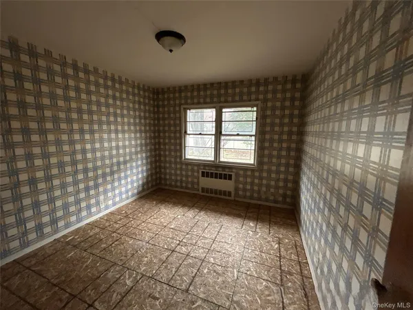 $569,900 | 197 Delaware Avenue, Freeport, NY 11520