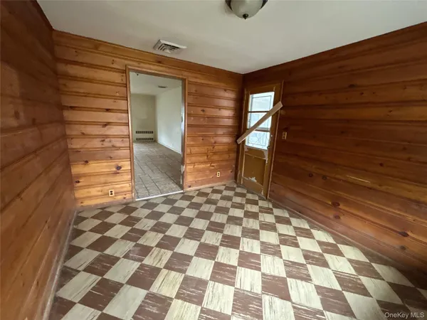 $569,900 | 197 Delaware Avenue, Freeport, NY 11520